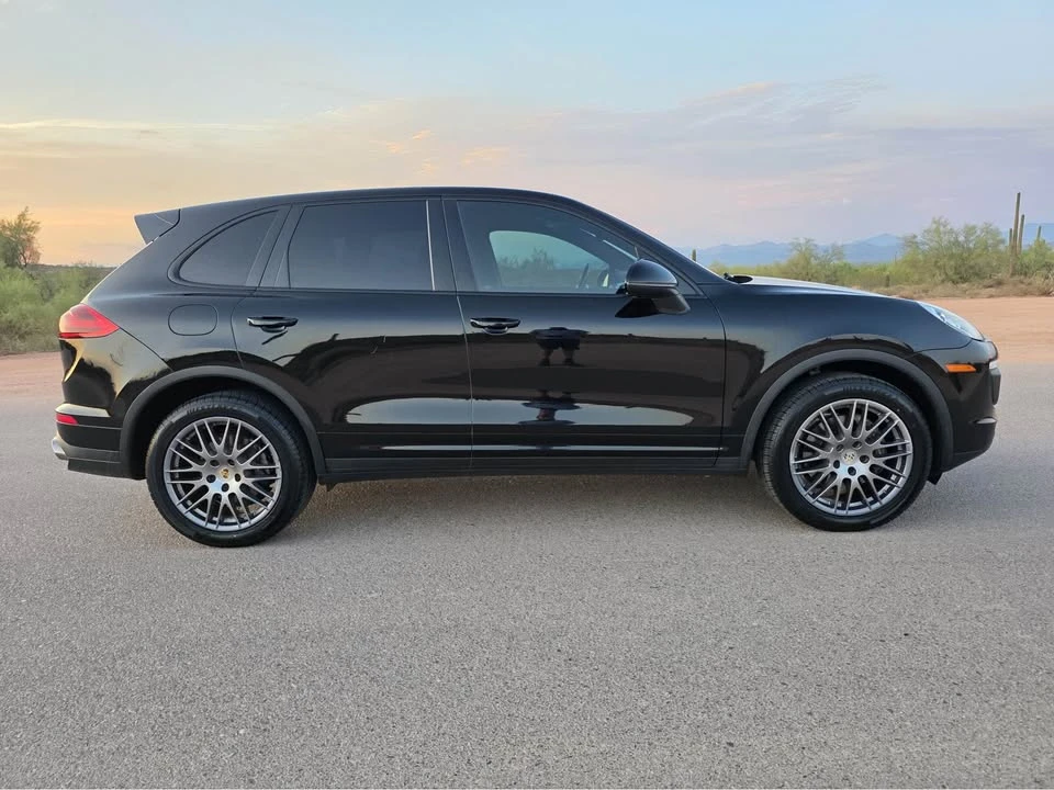 2016 Porsche 958 Cayenne - Image 4 of 15