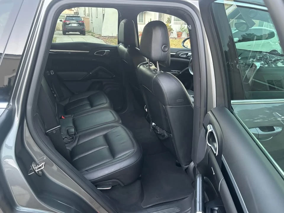 2016 Porsche 958 Cayenne - Image 12 of 15