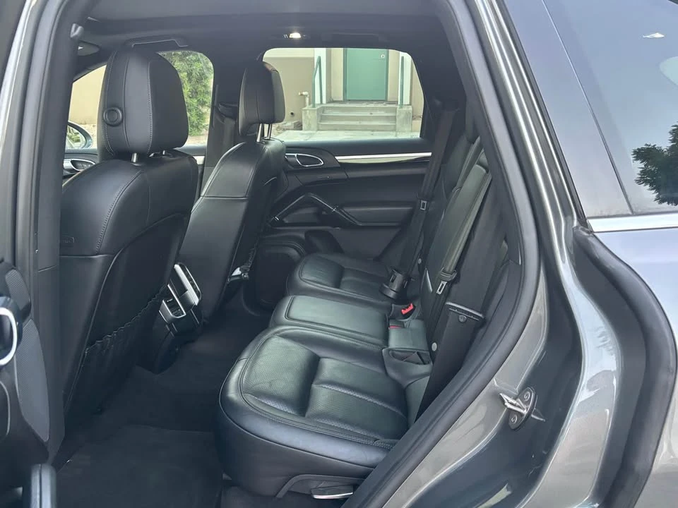2016 Porsche 958 Cayenne - Image 11 of 15