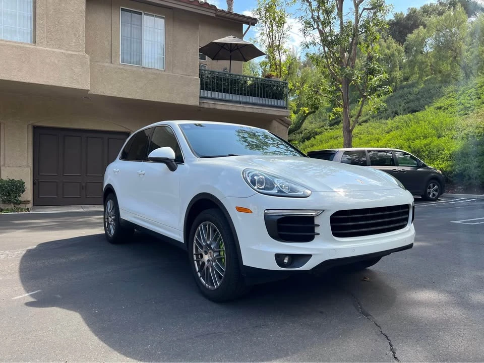 2016 Porsche 958 Cayenne - Image 11 of 15