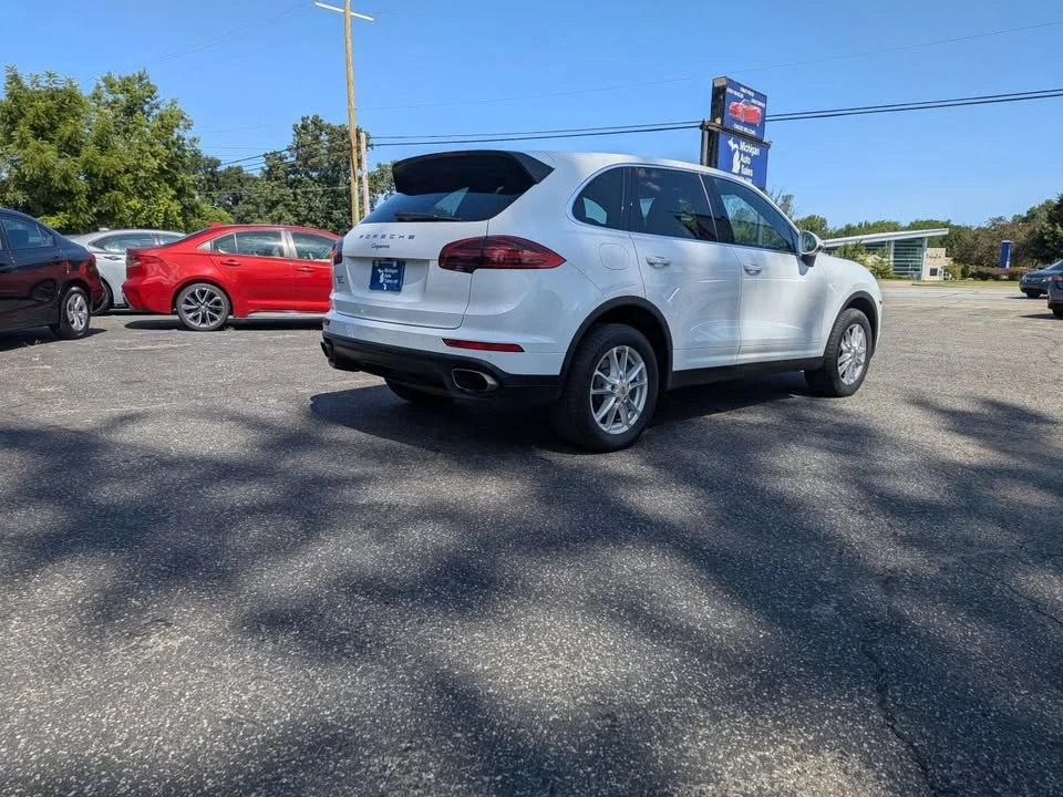 2016 Porsche 958 Cayenne - Image 8 of 19