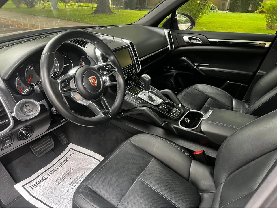 2016 Porsche 958 Cayenne - Image 4 of 11