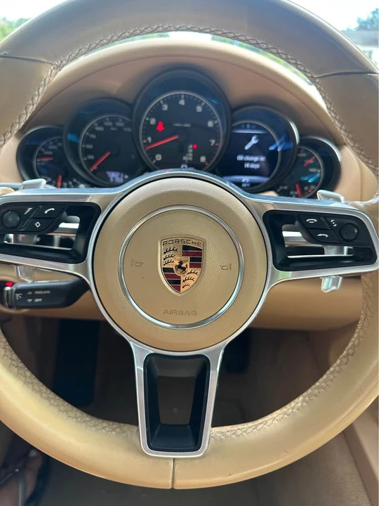 2016 Porsche 958 Cayenne - Image 17 of 17