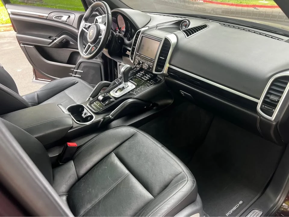 2016 Porsche 958 Cayenne - Image 6 of 11