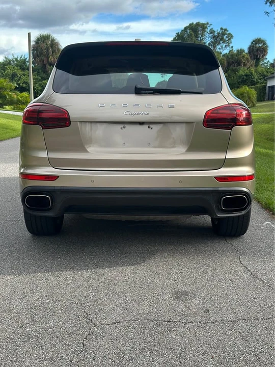 2016 Porsche 958 Cayenne - Image 6 of 17