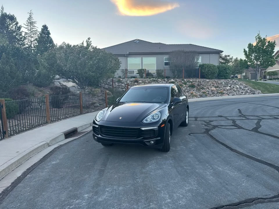 2016 Porsche 958 Cayenne - Image 4 of 13