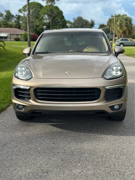 2016 Porsche 958 Cayenne - Image 3 of 17