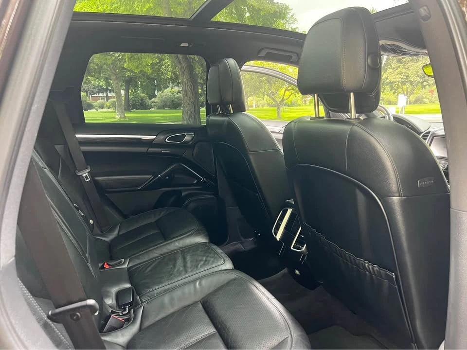 2016 Porsche 958 Cayenne - Image 8 of 11