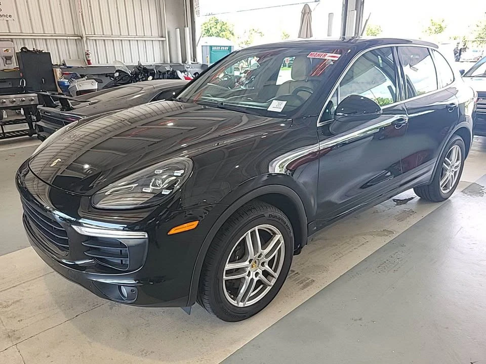 2016 Porsche 958 Cayenne - Image 2 of 10