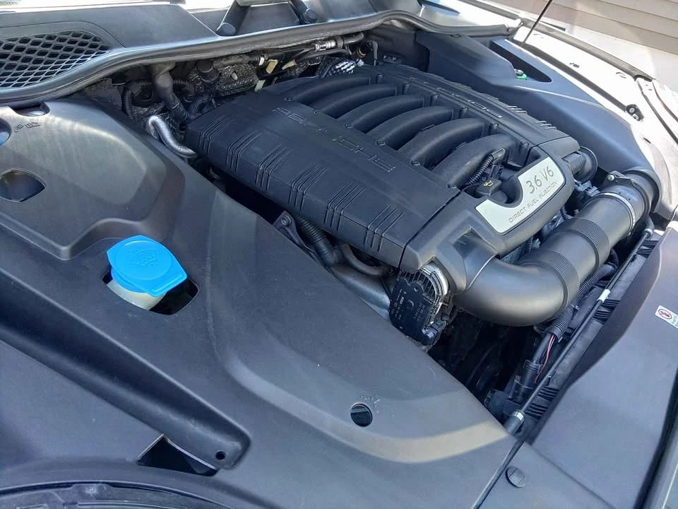 2016 Porsche 958 Cayenne - Image 12 of 20