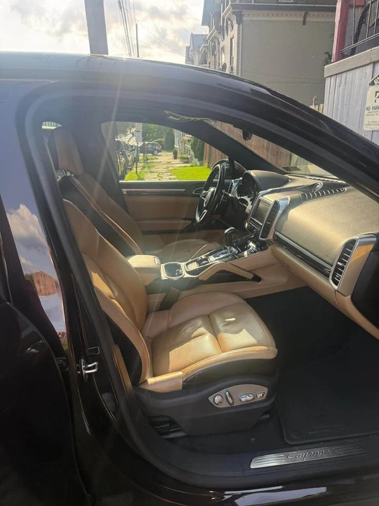 2016 Porsche 958 Cayenne - Image 11 of 13