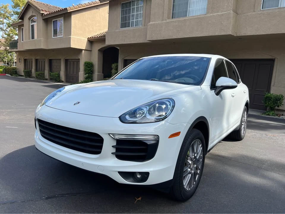 2016 Porsche 958 Cayenne - Image 10 of 14