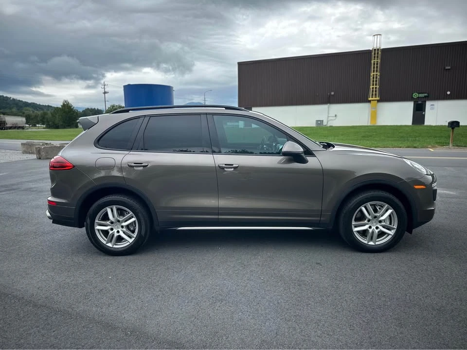 2016 Porsche 958 Cayenne - Image 4 of 20