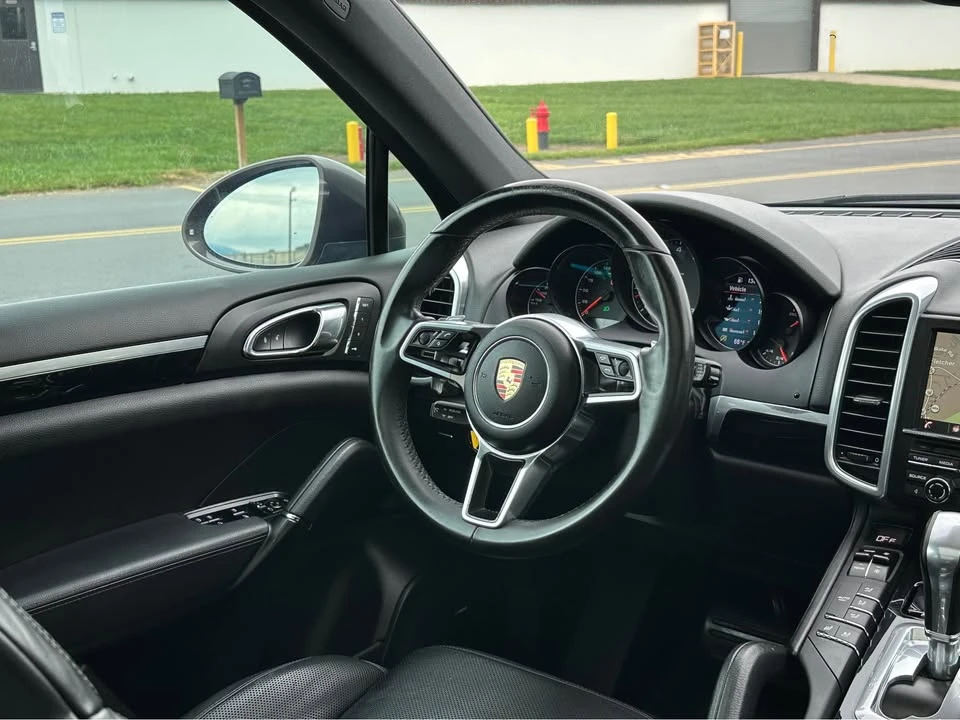 2016 Porsche 958 Cayenne - Image 18 of 20
