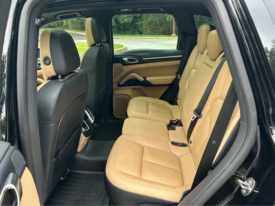 2016 Porsche 958 Cayenne - Image 13 of 20