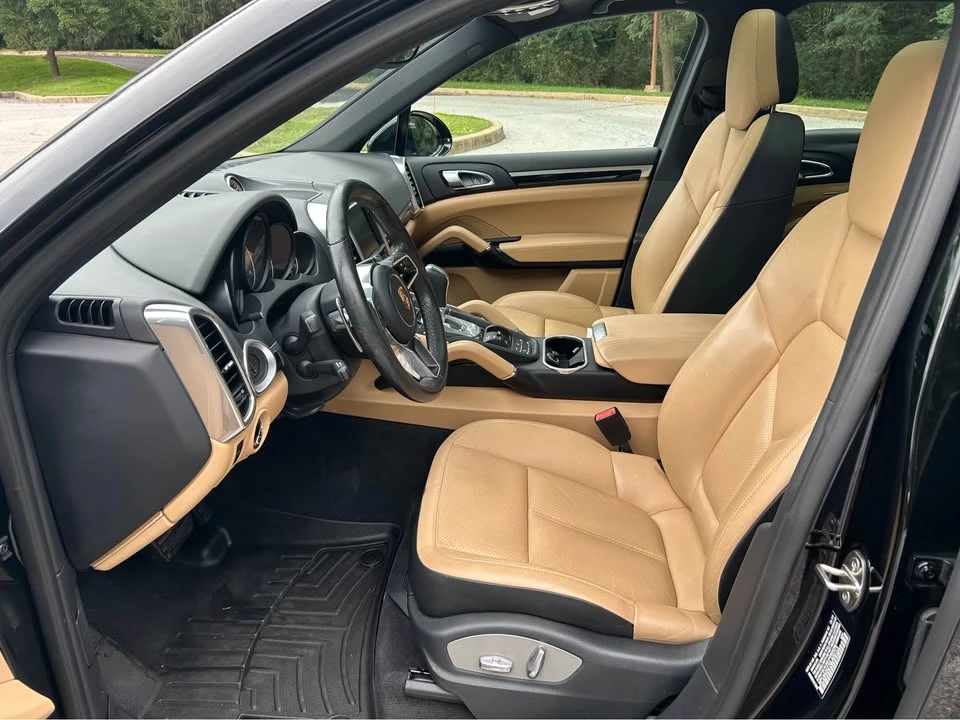 2016 Porsche 958 Cayenne - Image 11 of 20