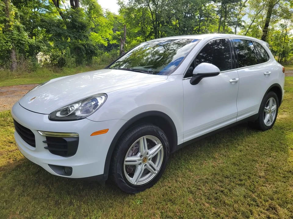 2016 Porsche 958 Cayenne - Image 6 of 12