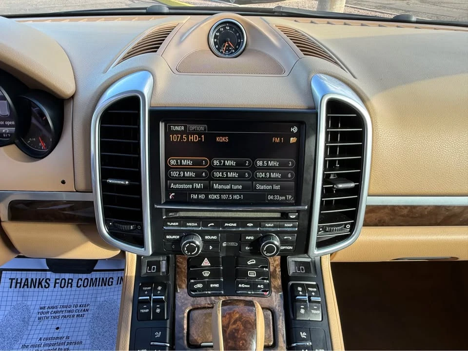 2016 Porsche 958 Cayenne - Image 15 of 20