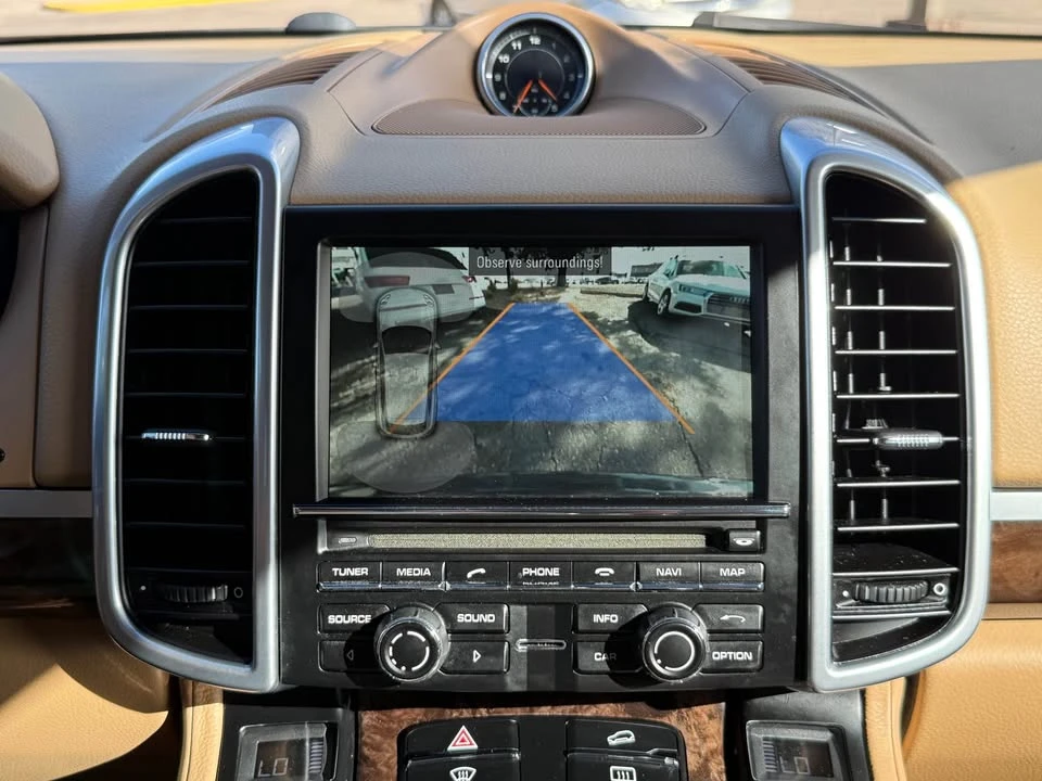 2016 Porsche 958 Cayenne - Image 17 of 20