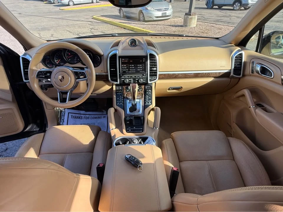 2016 Porsche 958 Cayenne - Image 13 of 20