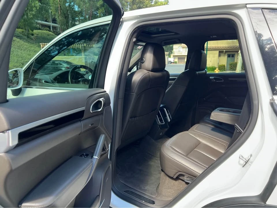 2016 Porsche 958 Cayenne - Image 14 of 14