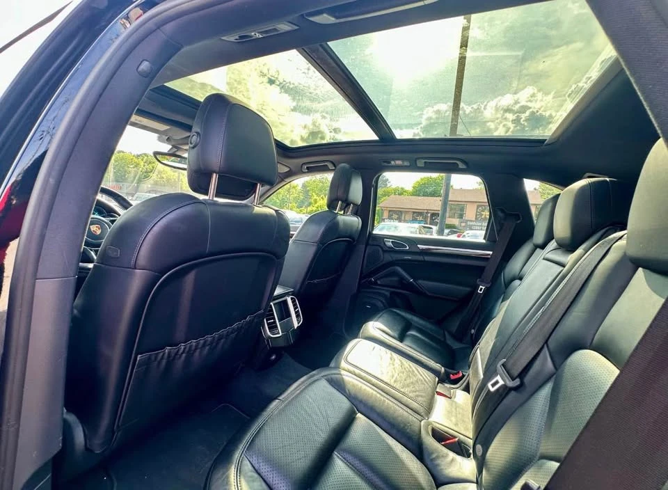 2016 Porsche 958 Cayenne - Image 8 of 8
