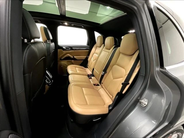 2016 Porsche 958 Cayenne - Image 15 of 31