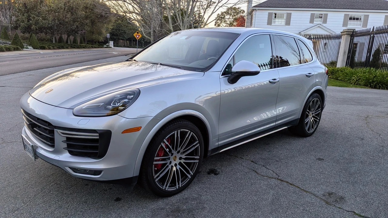 2016 Porsche 958 Cayenne Turbo - Image 11 of 21