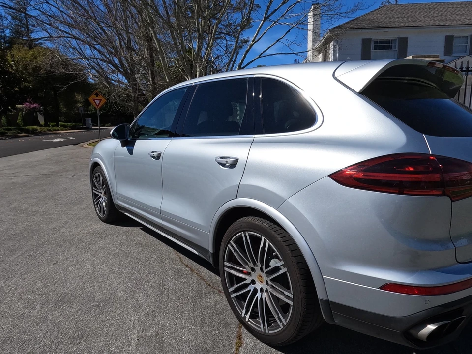2016 Porsche 958 Cayenne Turbo - Image 9 of 21
