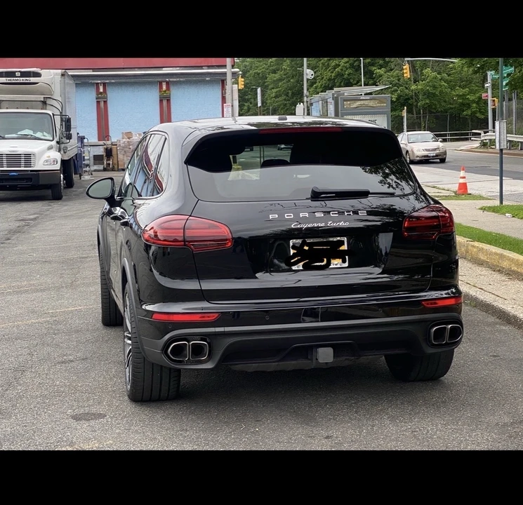 2016 Porsche 958 Cayenne Turbo - Image 5 of 14