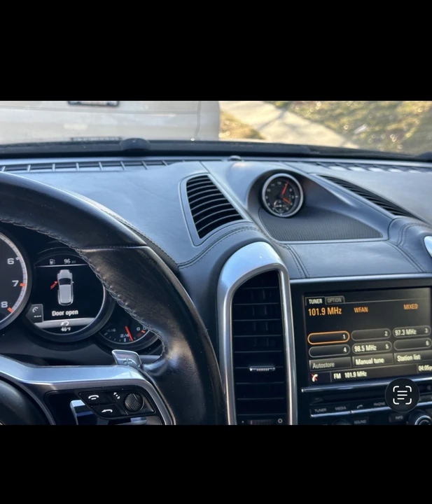 2016 Porsche 958 Cayenne Turbo - Image 10 of 14