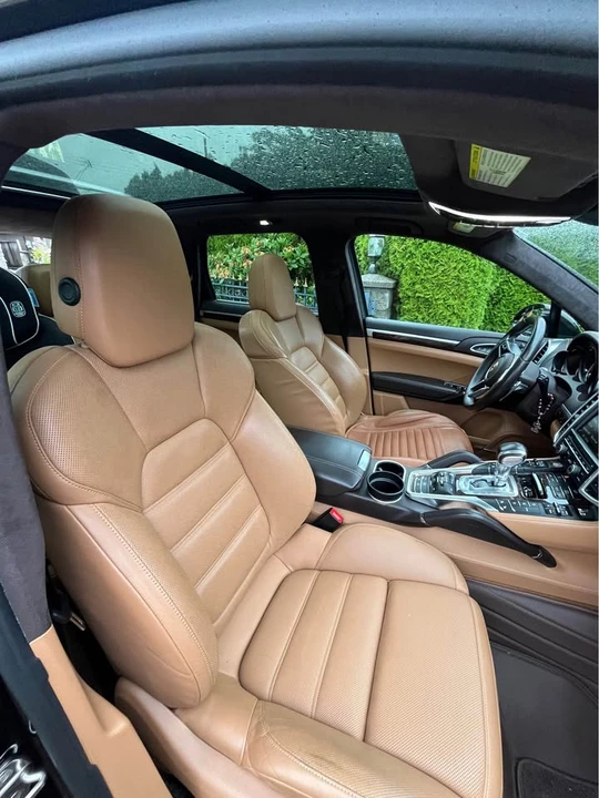 2016 Porsche 958 Cayenne Turbo - Image 10 of 13