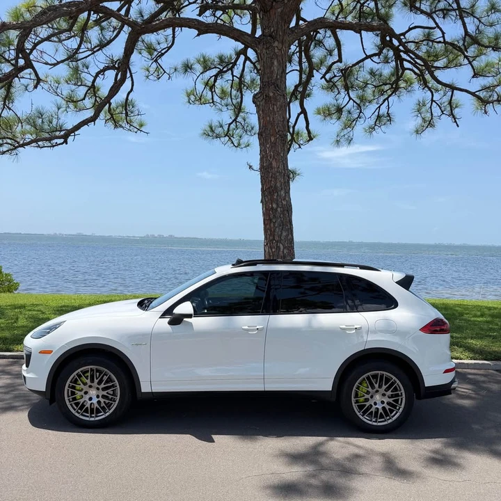 2016 Porsche 958 Cayenne - Image 7 of 20
