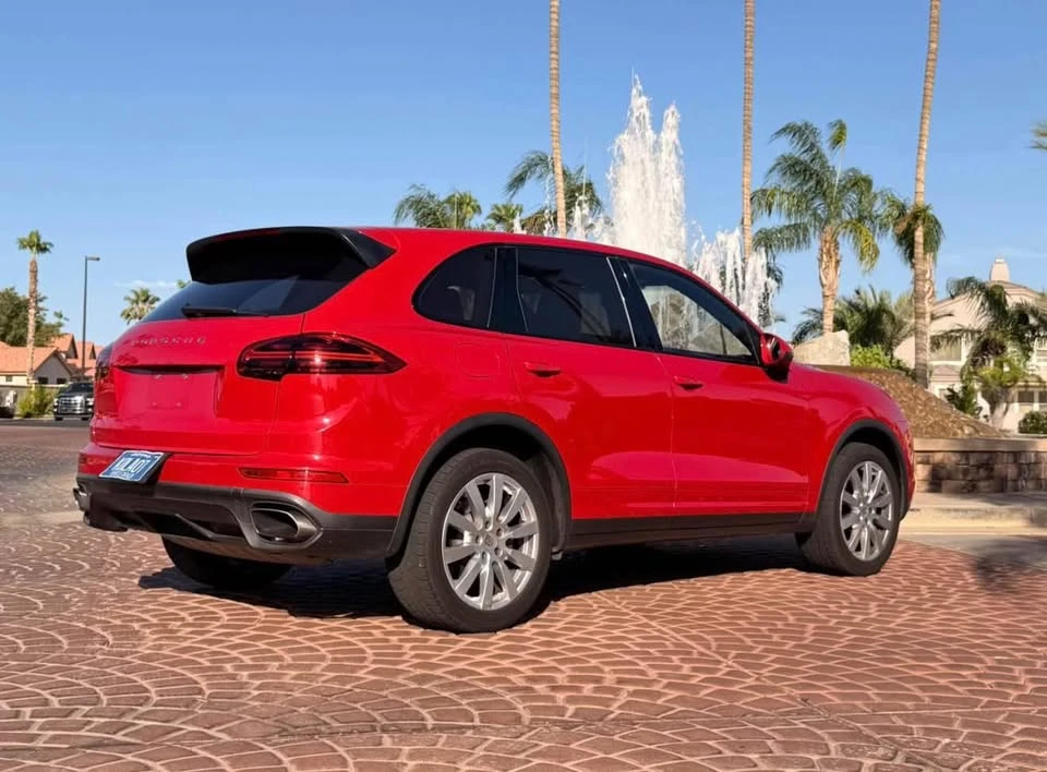 2016 Porsche 958 Cayenne Turbo S - Image 10 of 19