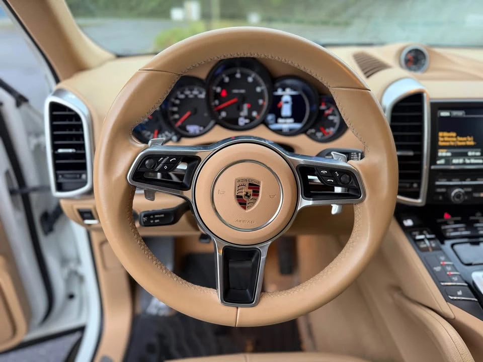 2016 Porsche 958 Cayenne Turbo S - Image 19 of 20