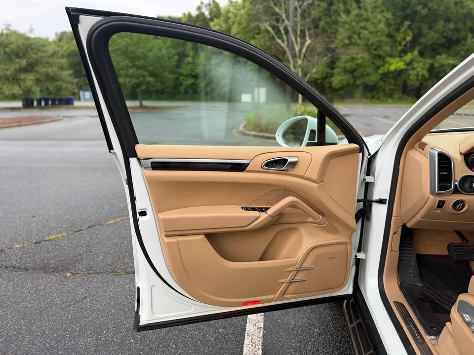2016 Porsche 958 Cayenne Turbo S - Image 15 of 20