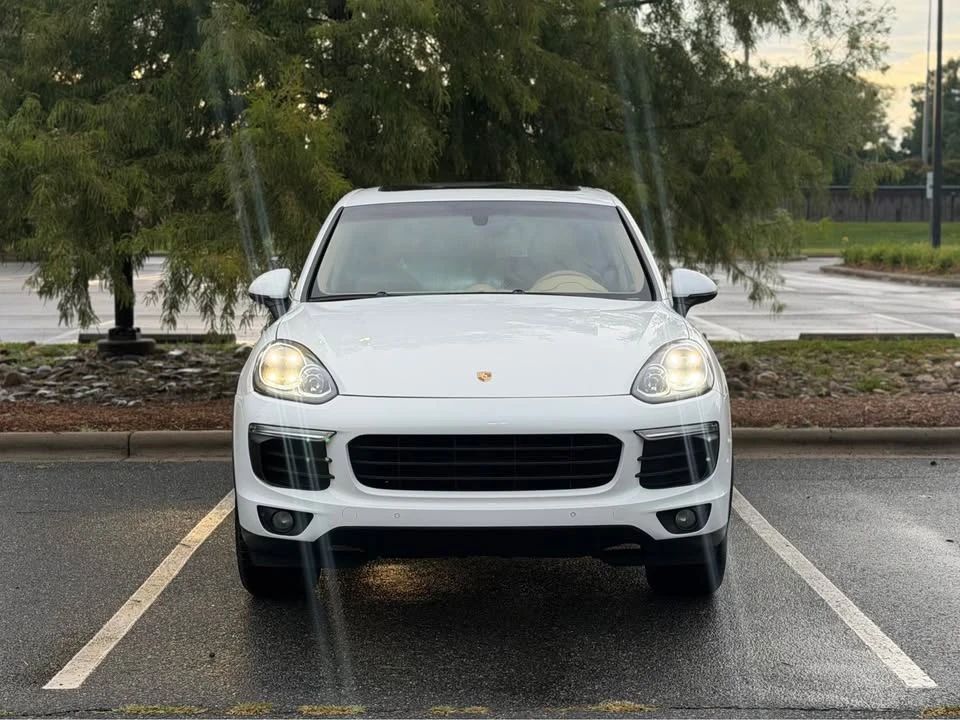 2016 Porsche 958 Cayenne Turbo S - Image 2 of 20
