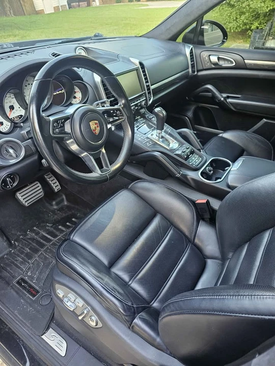 2016 Porsche 958 Cayenne Turbo S - Image 6 of 12