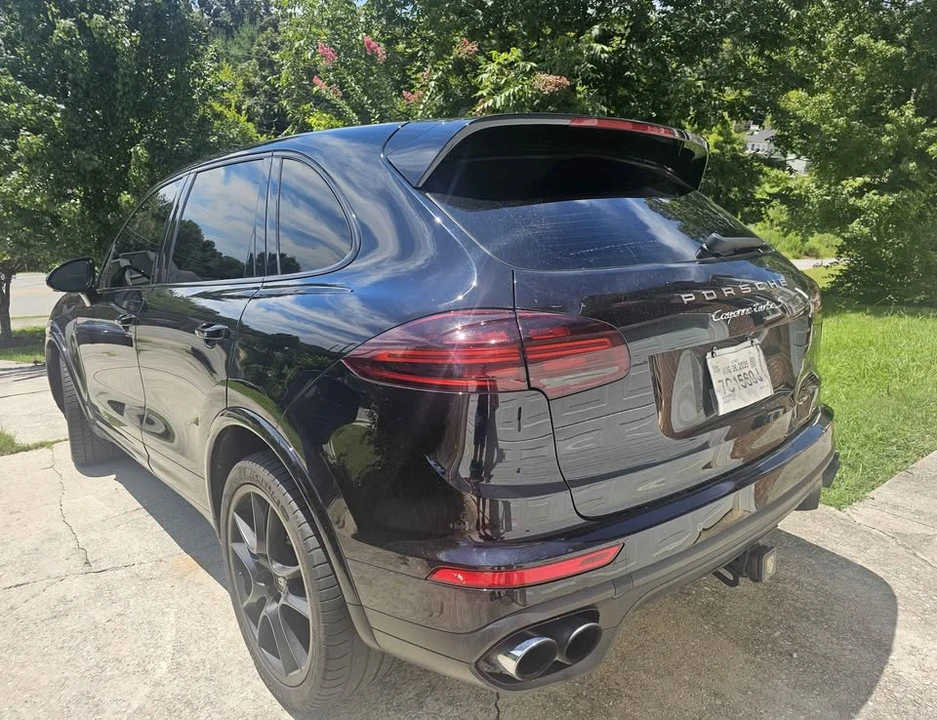 2016 Porsche 958 Cayenne Turbo S - Image 5 of 12