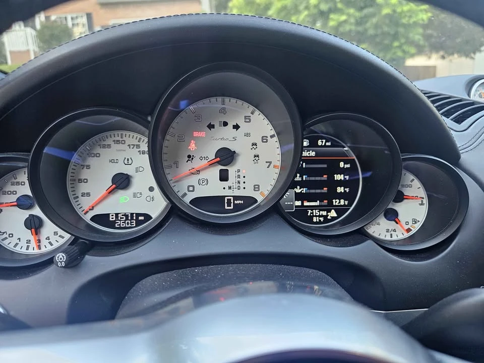 2016 Porsche 958 Cayenne Turbo S - Image 7 of 12