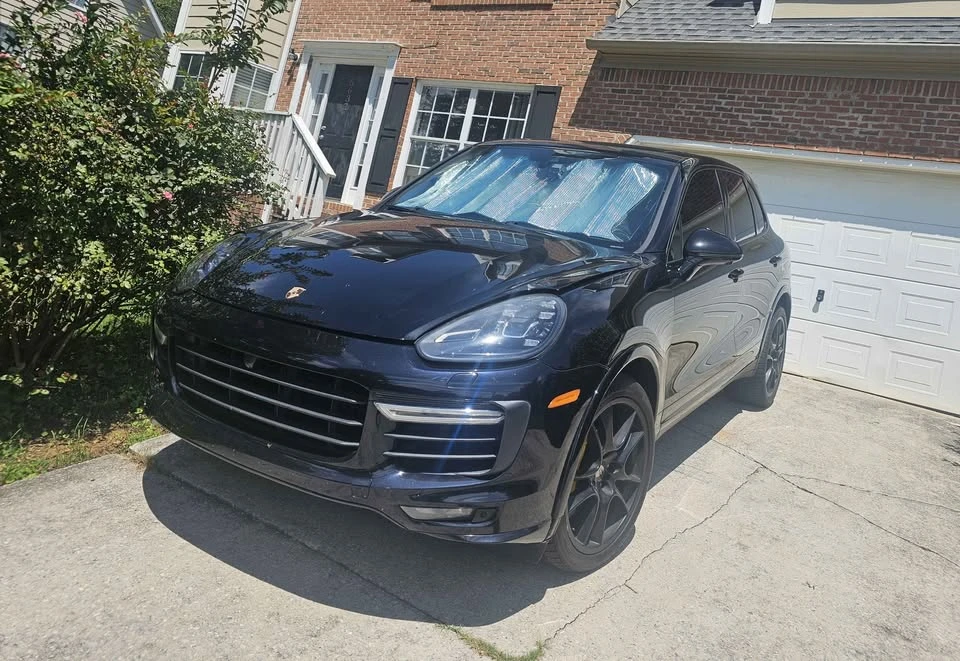 2016 Porsche 958 Cayenne Turbo S - Image 3 of 12