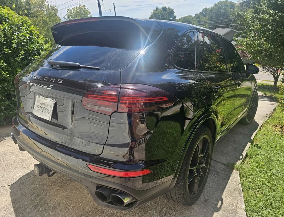 2016 Porsche 958 Cayenne Turbo S - Image 4 of 12