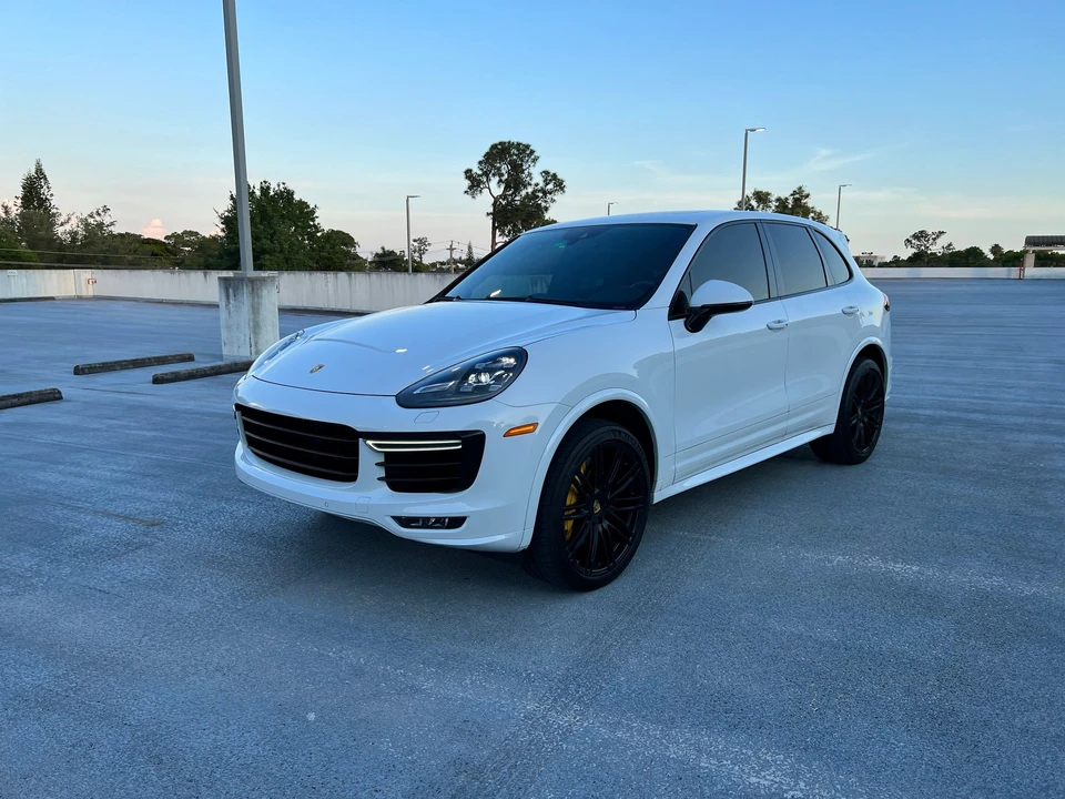 2016 Porsche 958 Cayenne Turbo S - Image 19 of 31