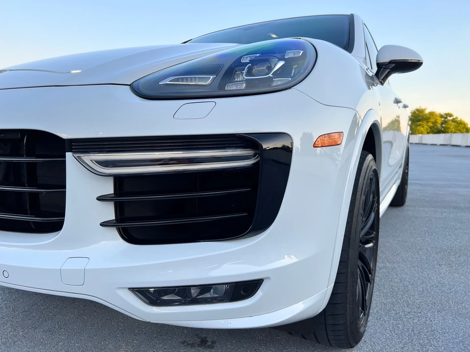 2016 Porsche 958 Cayenne Turbo S - Image 29 of 31