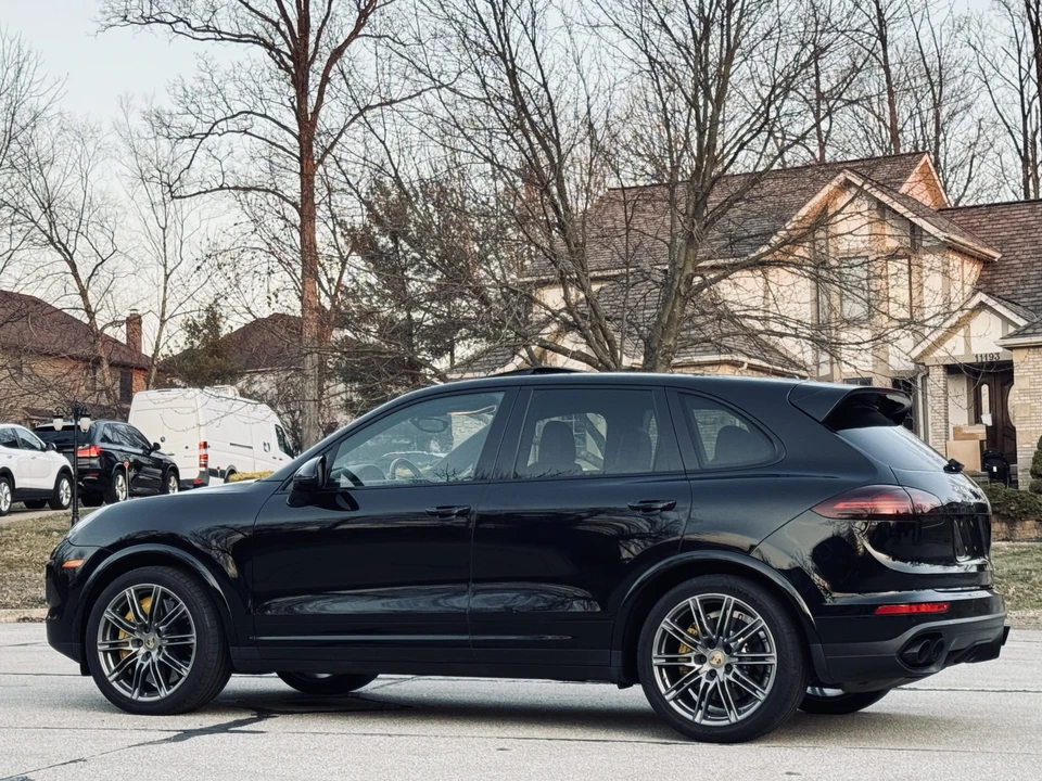 2016 Porsche 958 Cayenne Turbo - Image 30 of 31