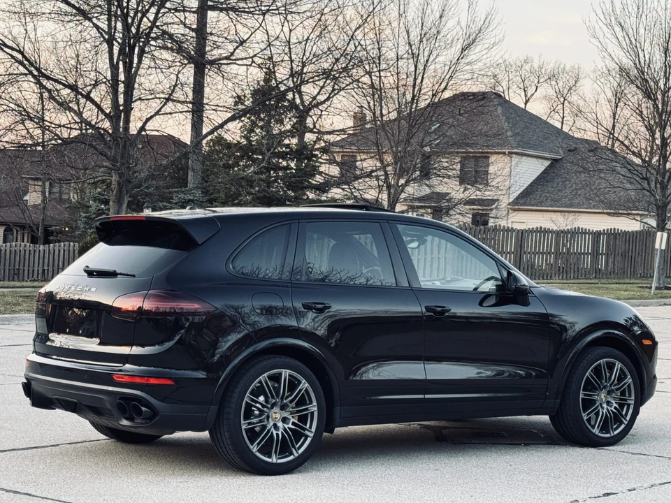 2016 Porsche 958 Cayenne Turbo - Image 20 of 31