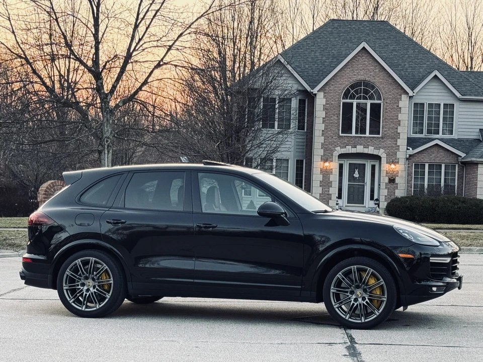 2016 Porsche 958 Cayenne Turbo - Image 16 of 31