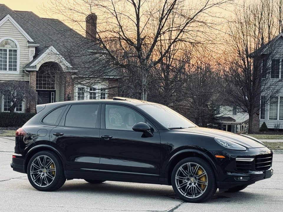 2016 Porsche 958 Cayenne Turbo - Image 15 of 31