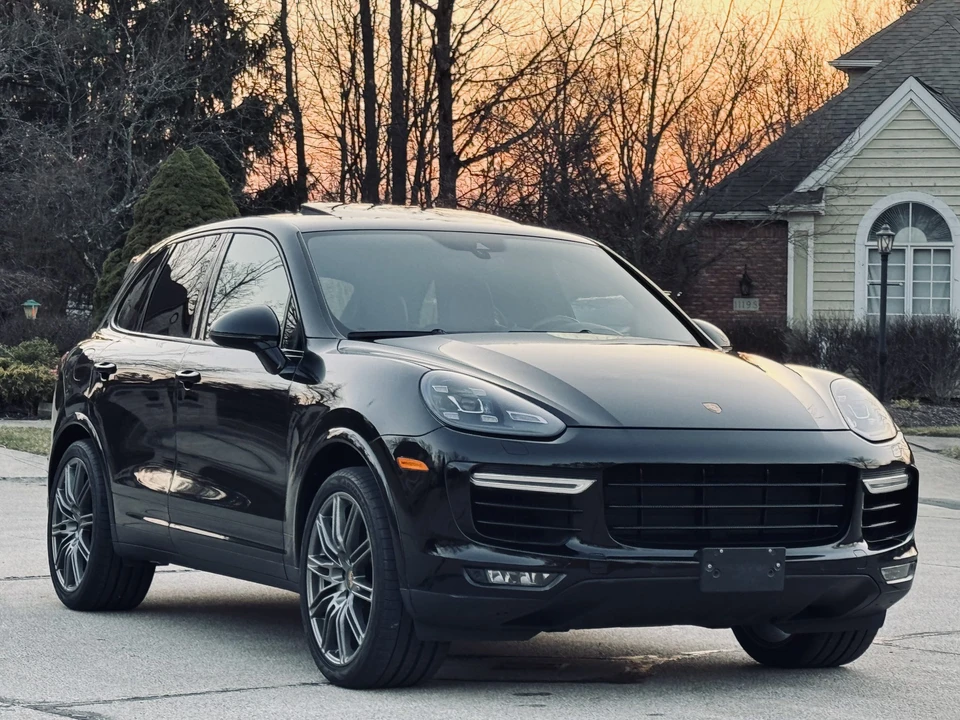 2016 Porsche 958 Cayenne Turbo - Image 12 of 31