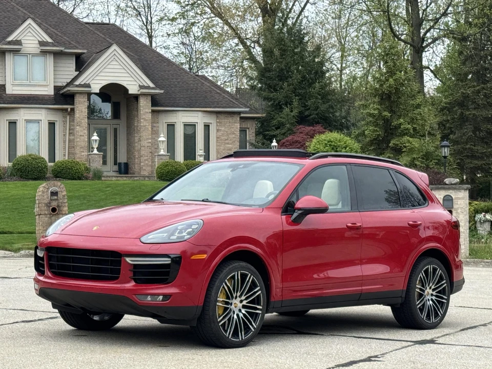2016 Porsche 958 Cayenne Turbo S - Image 5 of 31